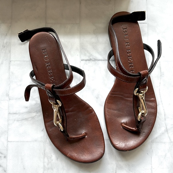 Burberry Reason Buckle-strap Brown Leather Flat Sandals - Picture 1 of 15